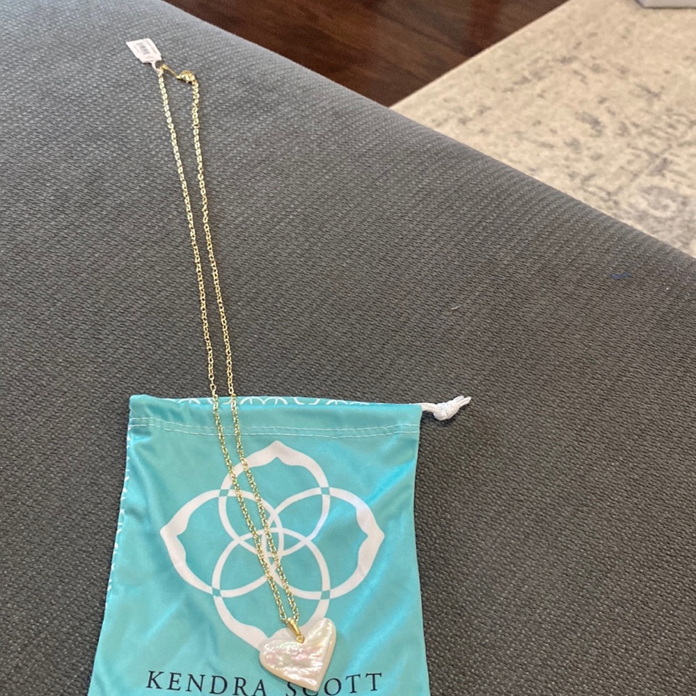 Kendra Scott gold necklace